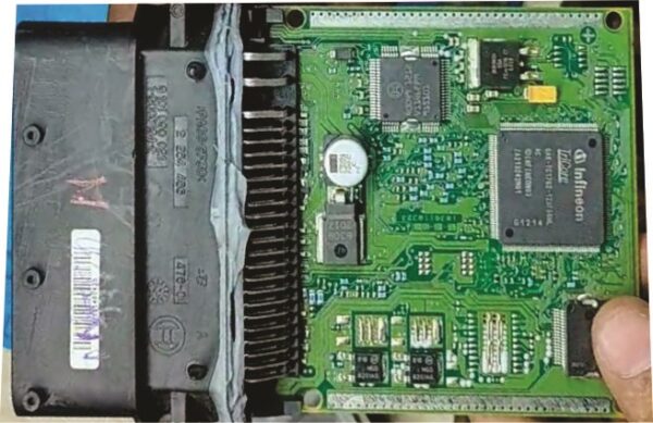 Flash File Hyundai i10 39110-03706_immo_off-Manual-Petrol-mechanical key-Ktm tool file H/W: M17.9.11 Processor: TC1762 Part No: 39110-03706 - Image 3
