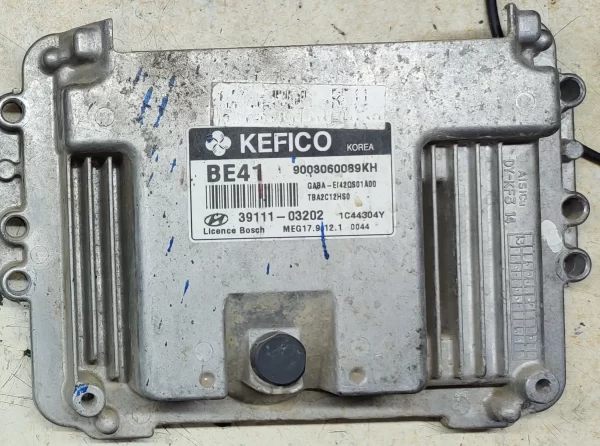i10 Petrol Automatic MEG17.9.12.1 ECM Ontable Full Pinouts - Image 2