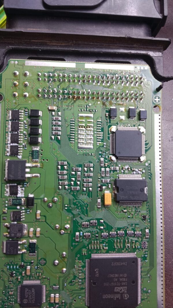 POWER IC 40076 PINOUTS MAHINDRA , BOLERO PICKUP , XUV500 ETC - Image 3